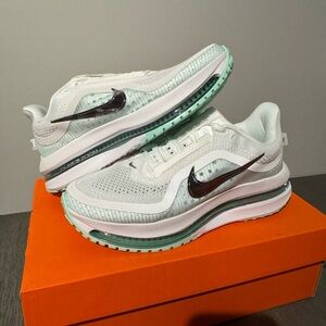 Nike Women’s Pegasus Premium